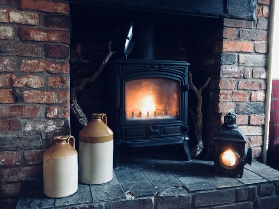 The Cross Keys Hotel Llanymynech Buitenkant foto