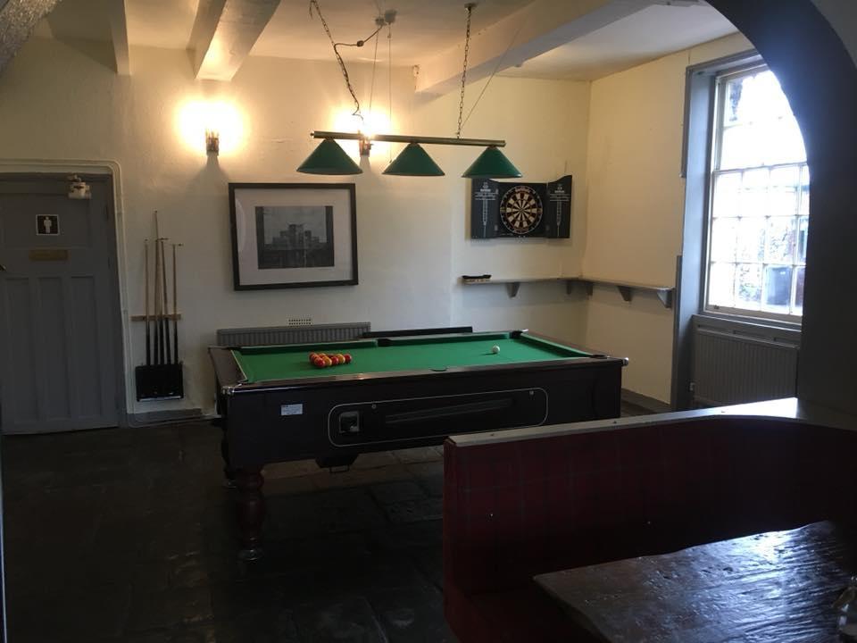 The Cross Keys Hotel Llanymynech Buitenkant foto