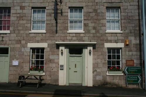 The Cross Keys Hotel Llanymynech Buitenkant foto